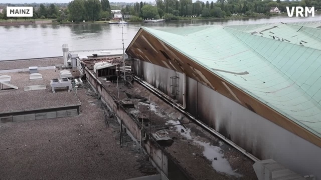 Mainz: Tag eins nach dem Brand der Rheingoldhalle