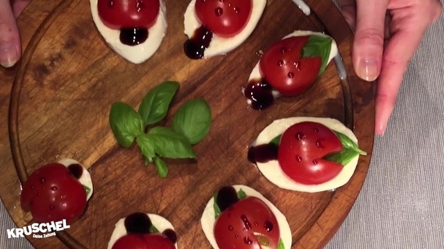 Mach mit: Tomate-Mozzarella-Marienkäfer
