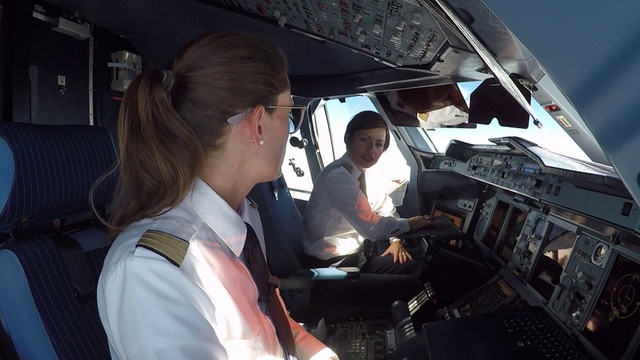 Im Airbus A380 von Frankfurt nach Singapur