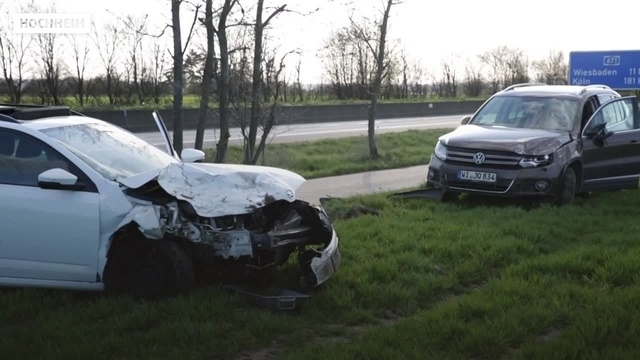 Hund verursacht Unfall A671