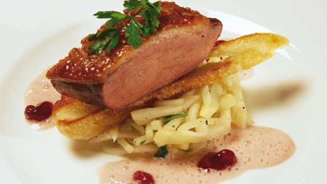 Entenbrust mit Selleriesalat