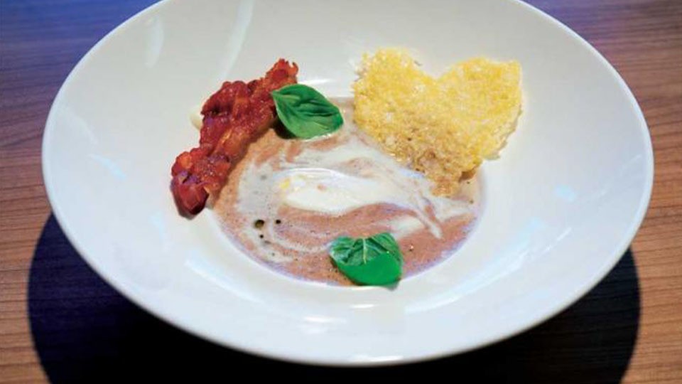 Maronensuppe mit Amarettosahne