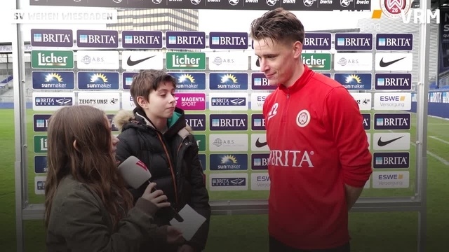 Nachwuchsreporter haken beim SV Wehen Wiesbaden nach