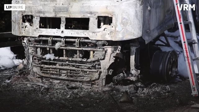 Lkw brennt auf der A3 bei Limburg völlig aus