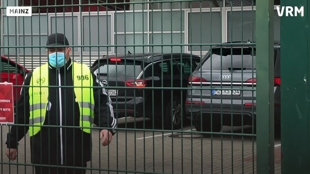 Mainz 05: Achim Beierlorzer verlässt Trainingsgelände