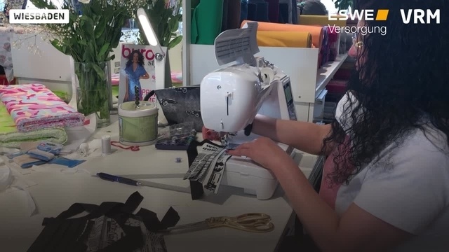 Wiesbaden: Handgearbeitete Stoffmasken