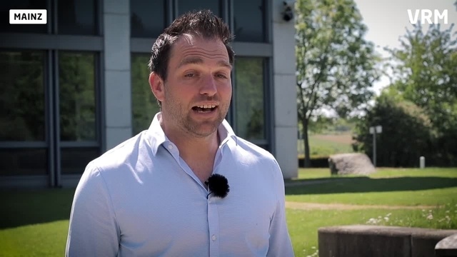 Wortpiratin rot-weiß trifft Tobias Goldbrunner