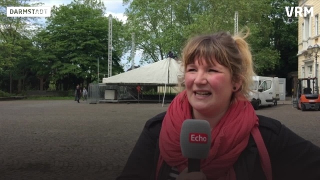 Jennifer Jungnitsch ist Standmanagerin auf dem SGF