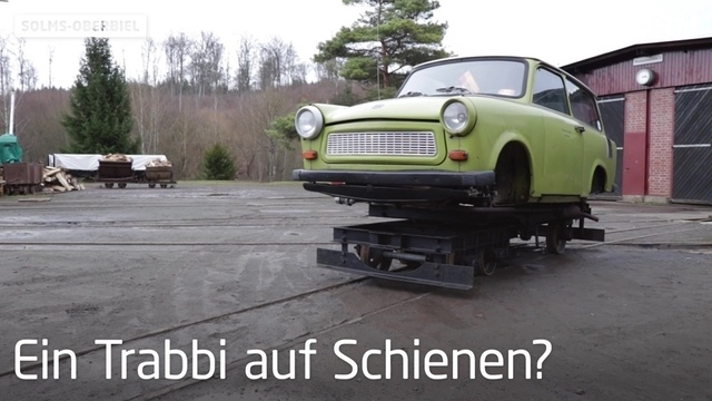 Ein Trabbi auf Schienen