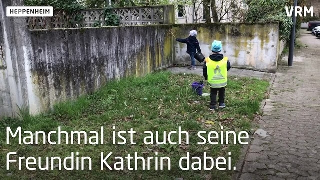 Louis sammelt Müll in Heppenheim