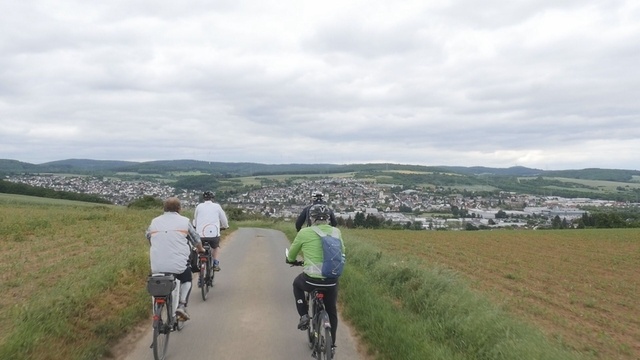 Heimat erfahren - Tour zur Blühfläche