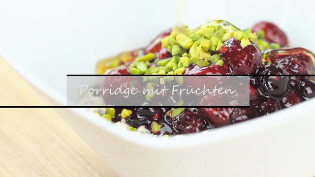 Porridge mit Früchten