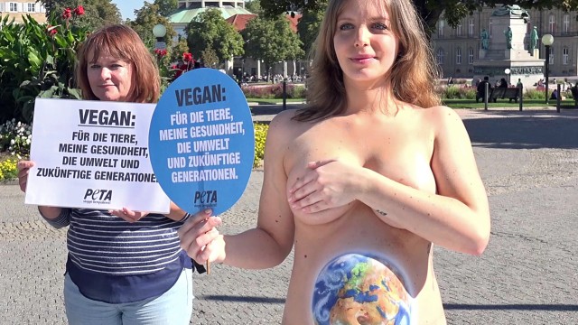 Kein Mensch braucht Fleisch!