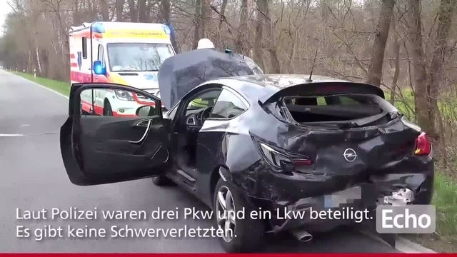 Unfall auf B44 zwischen Groß-Gerau und Mörfelden-Walldorf
