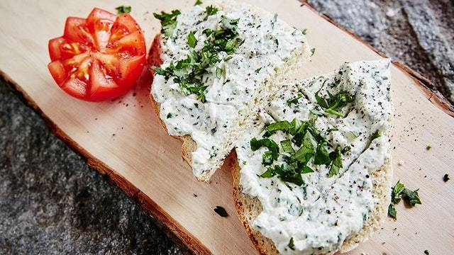 Kräuter-Ziegenfrischkäse