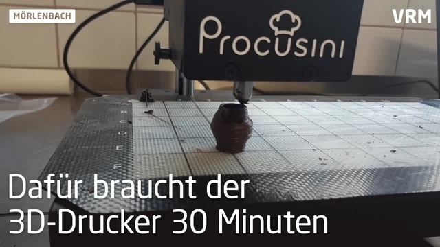 Mörlenbacher Bäcker fertigt Bembelpralinen