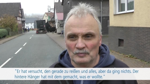 Lkw kracht in Kirche