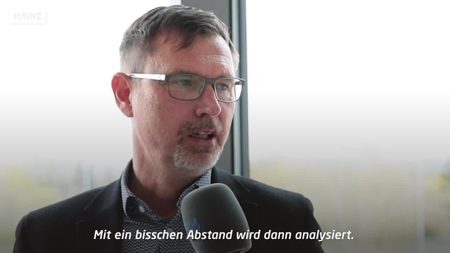 Moment Mal... Stefan Hofmann