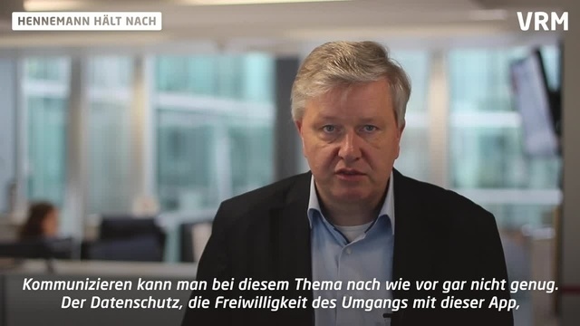 Hennemann hält nach: Corona-App