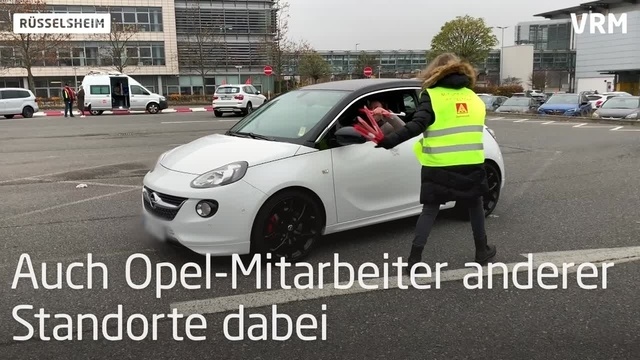 Über 1500 Opelaner demonstrieren in Rüsselsheim