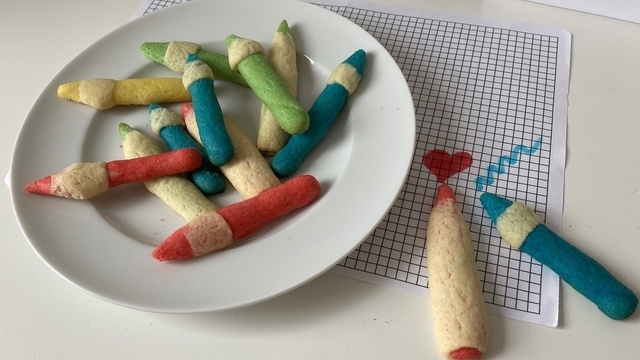 Monster Mamis, Folge 43: Buntstift-Kekse
