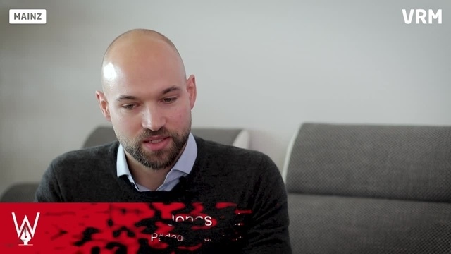 Wortpiratin rot-weiß: Mara Pfeiffer und Jonas Schuster