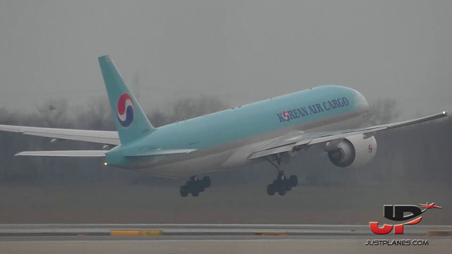 Planespotting in Wien-Schwechat (LOWW)