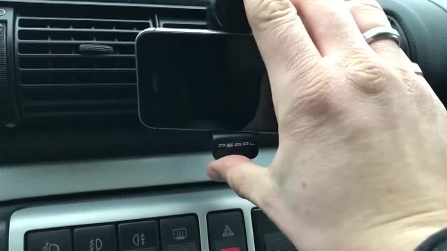 15 Auto Handyhalter Im Test Auto Motor Und Sport