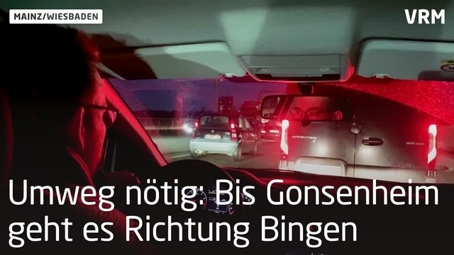 Durch den Berufsverkehr ohne Theodor-Heuss-Brücke