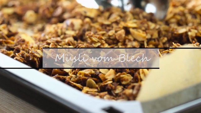 Müsli vom Blech