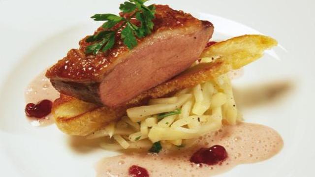 Entenbrust mit Selleriesalat