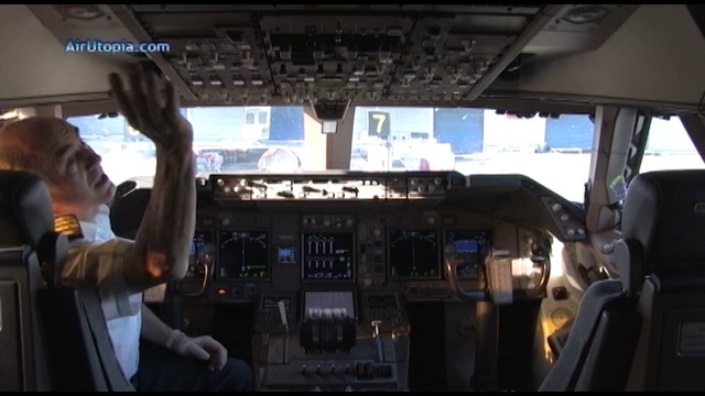 Mit der Boeing 747-8F von London nach Chicago