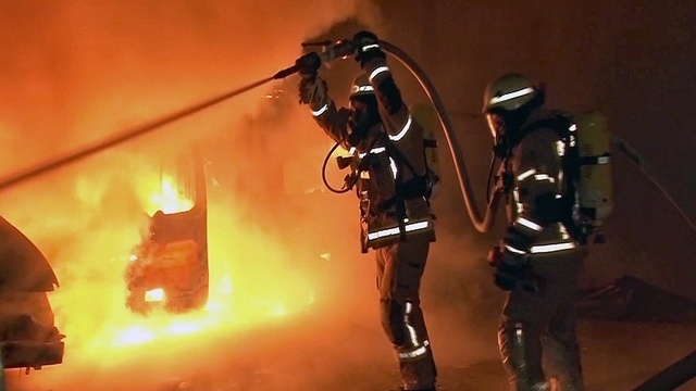 Inferno im Hinterhof