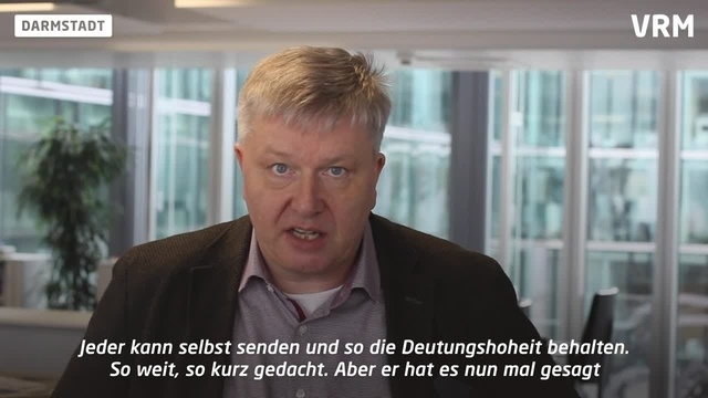 Hennemann hält nach zur Arbeit freier Journalisten