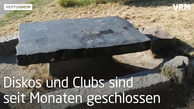 Corona-Partys in den Weinbergen