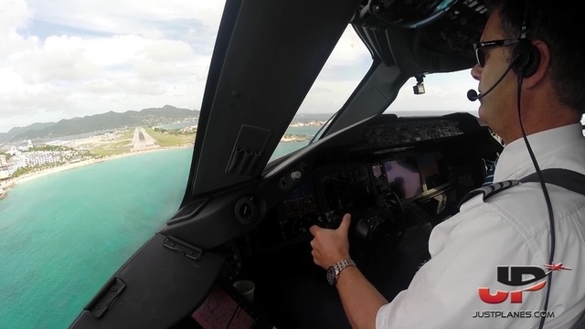 Im Dreamliner nach St. Maarten