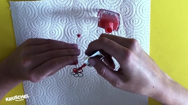 Mach mit: Blumen aus Nagellack