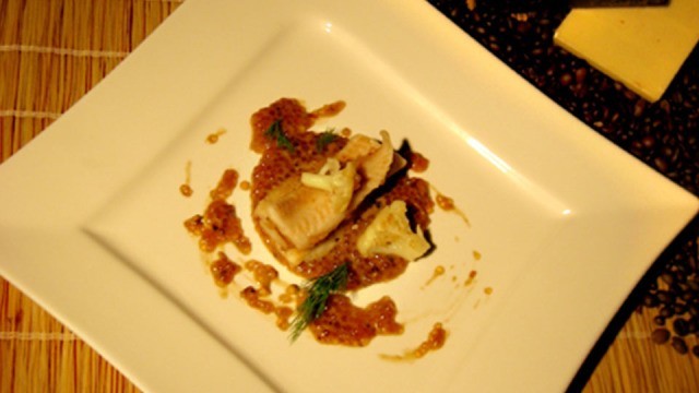 Seezungenfilet mit Karfiol und Kaffee-Tapioka